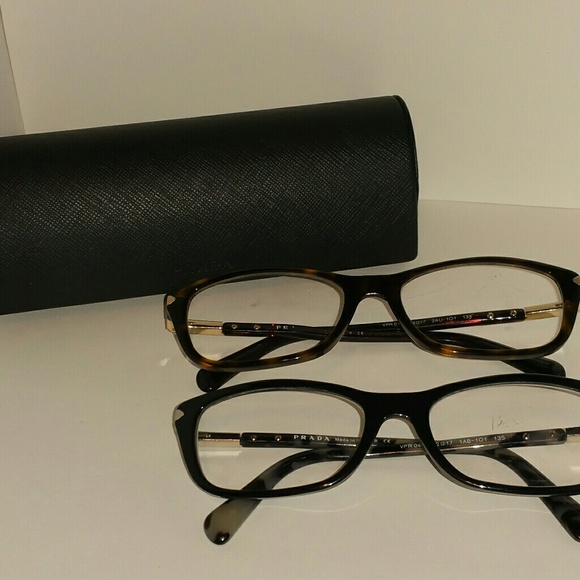 Prada Accessories - PRE L😍VED PRADA VPR 04P Eyeglass Frame & Case